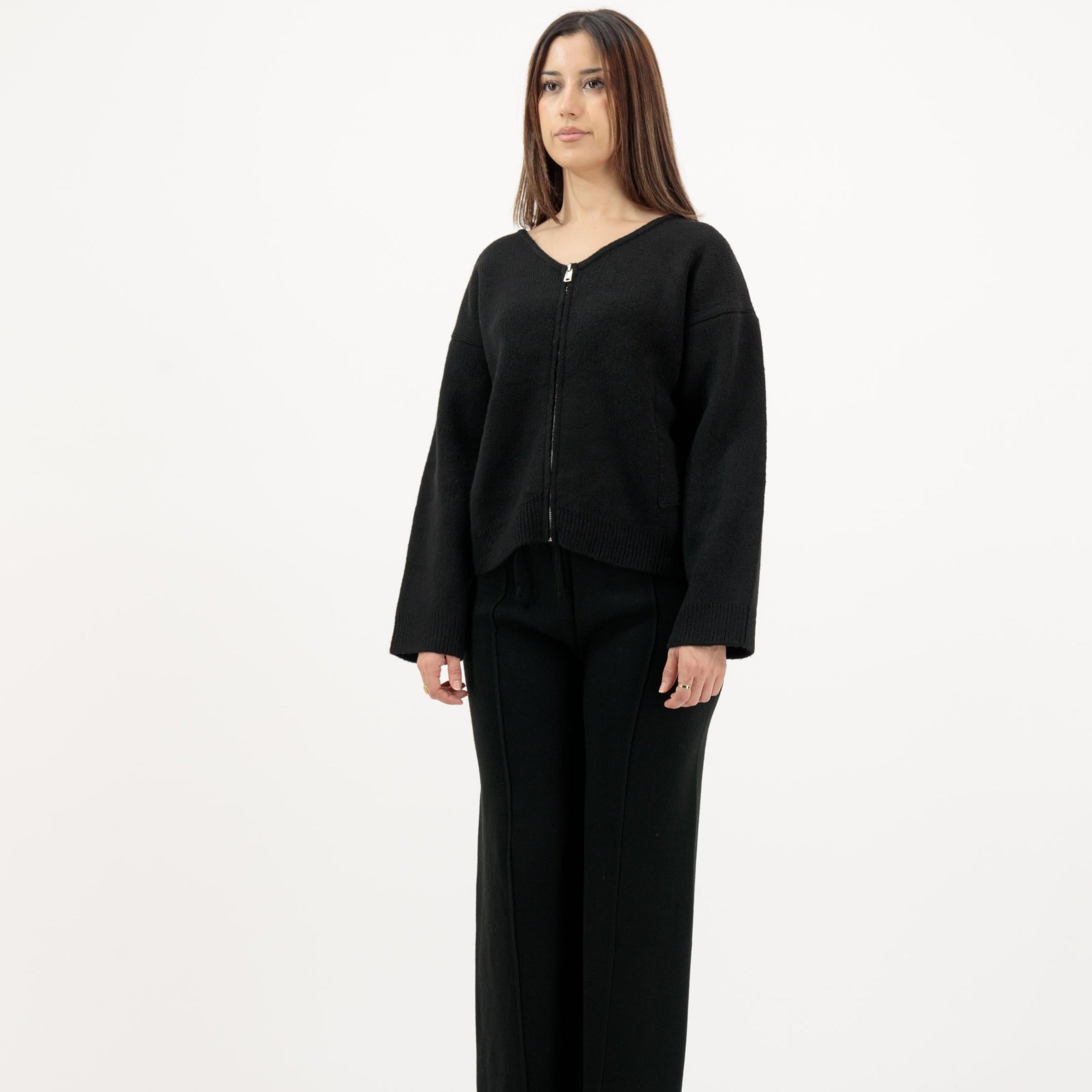 CARLA - Chic Zipper Sweater