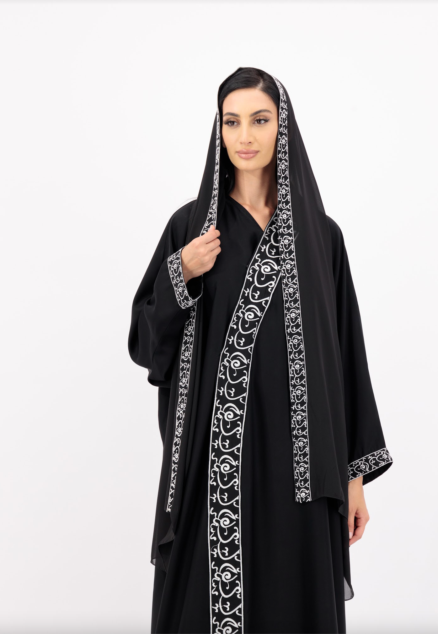 HIBA ABAYA
