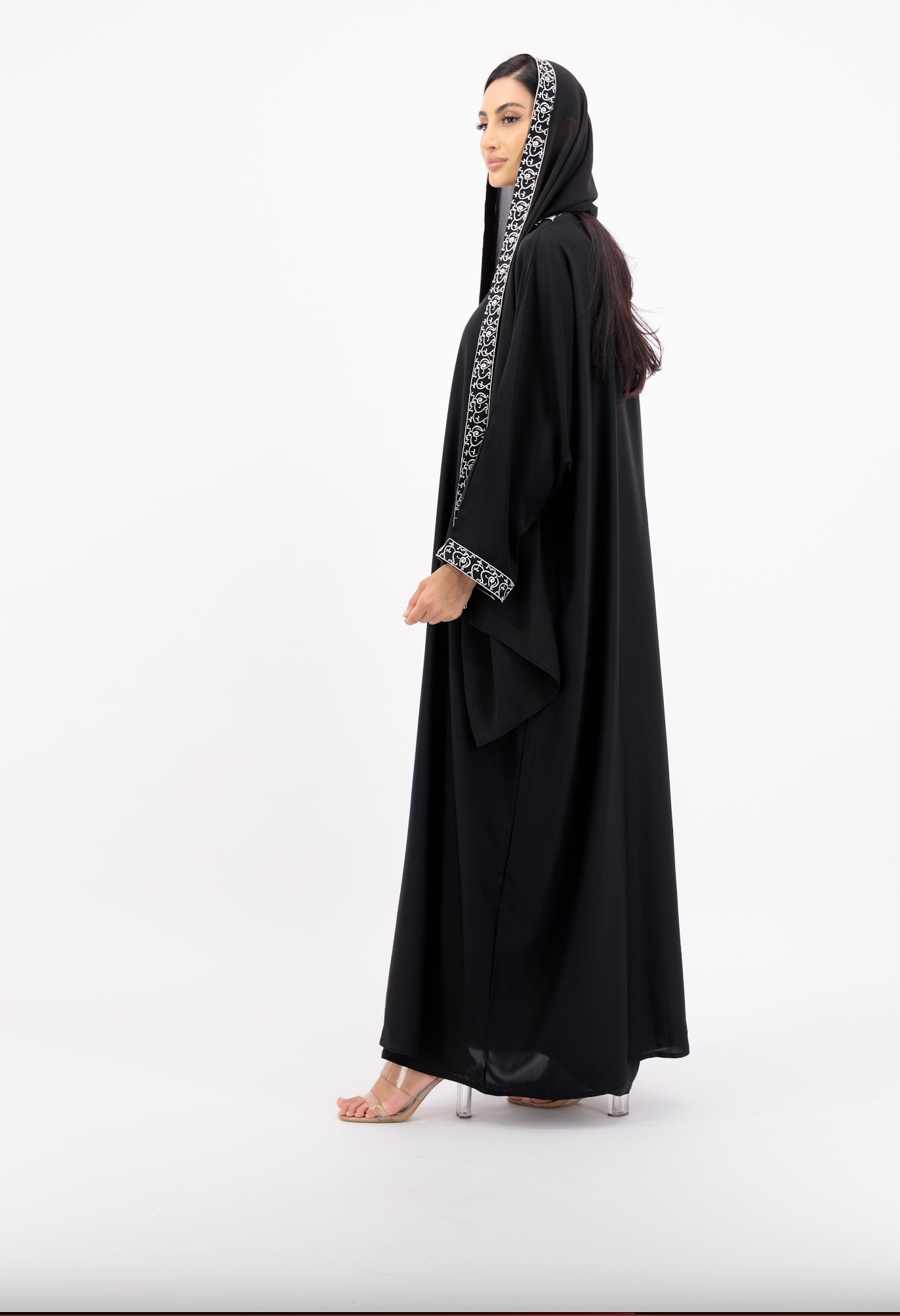 HIBA ABAYA