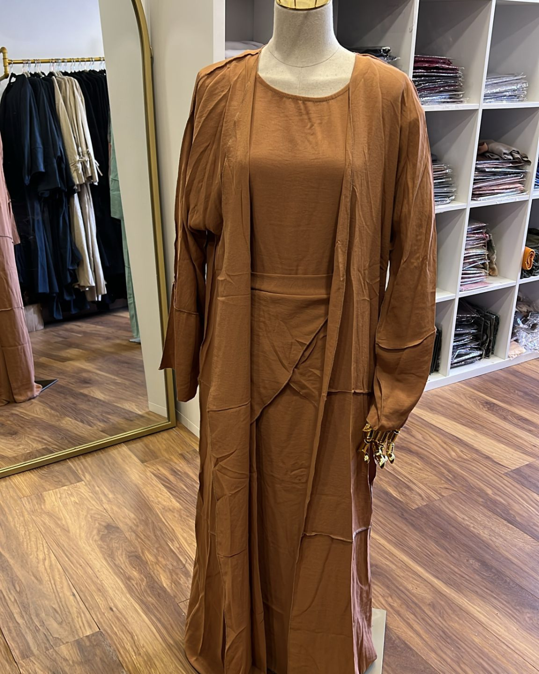 AYLA ABAYA